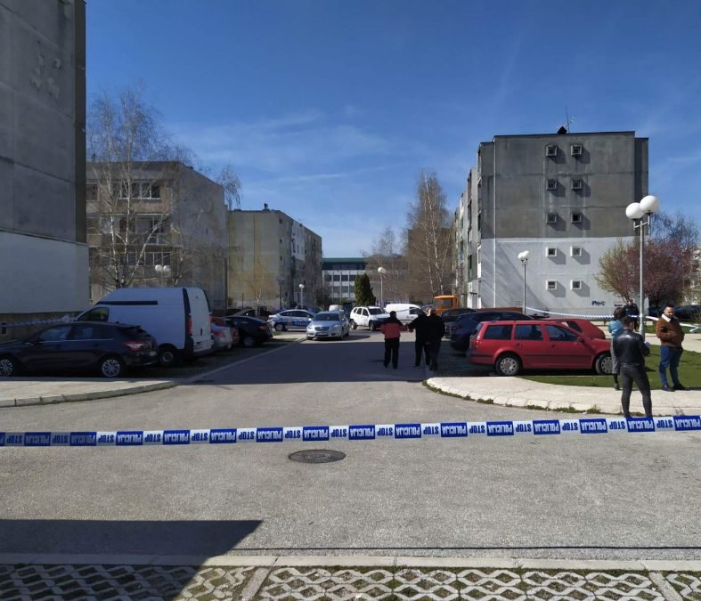 Detalj s mjesta na kom je bačen eksploziv, RTCG